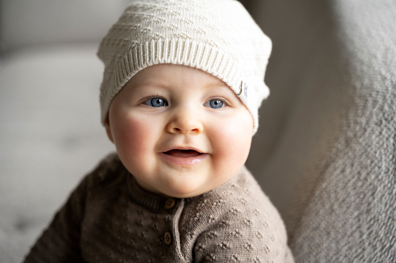 Hat Miracle clay - 3-6 months